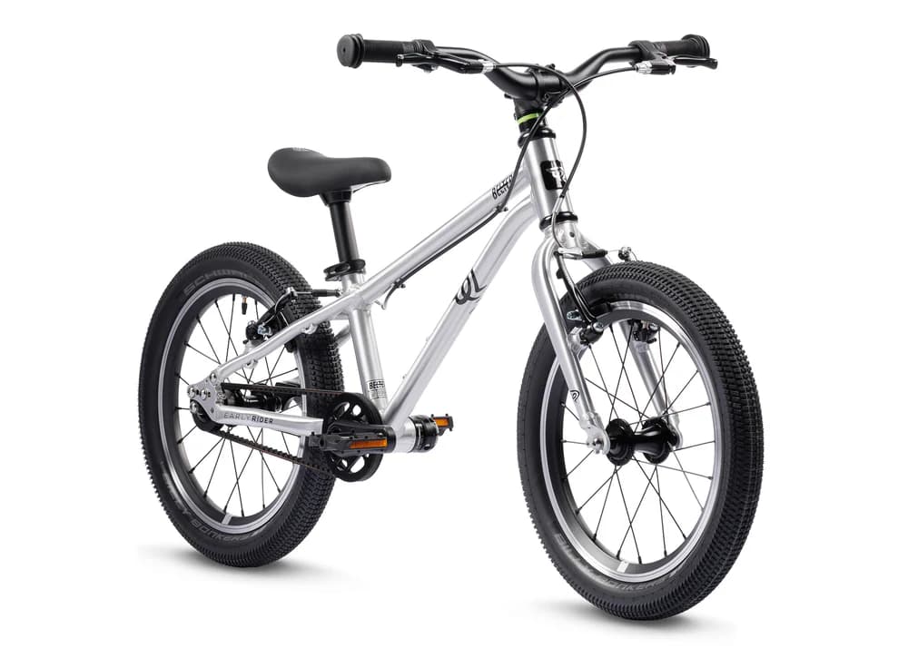 VTT Junior disponible au Hub Les Gets